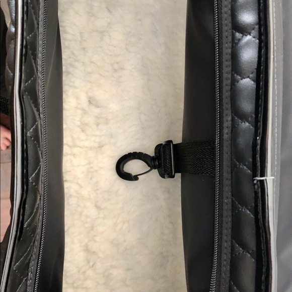 COPY - Petote Sierra quilted luxe small dog carrier. - Picture 6 of 7